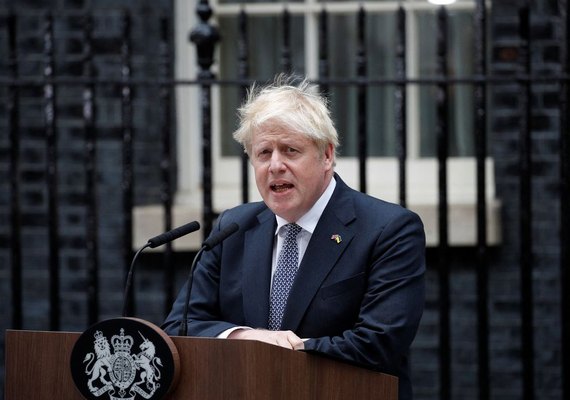 Boris Johnson renuncia à liderança do Partido Conservador e deixará cargo de primeiro-ministro