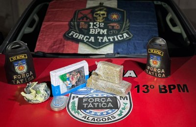 Após denúncia anônima, PM apreende drogas enterradas em grota no Feitosa