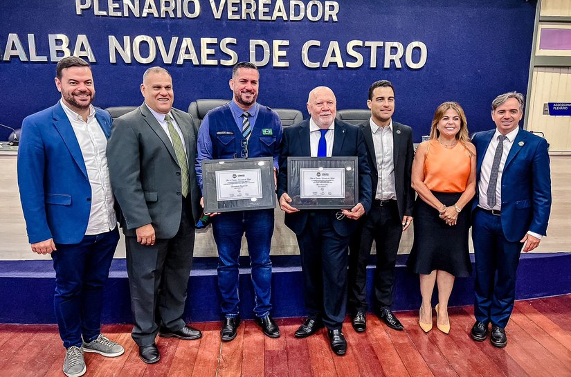 Vereador Leonardo Dias recebe título de cidadão honorário juntamente com seu pai o empresário Mário Dias