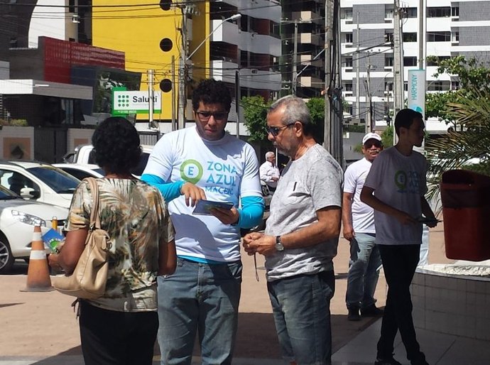 SMTT inicia período educativo sobre uso da Zona Azul na capital alagoana