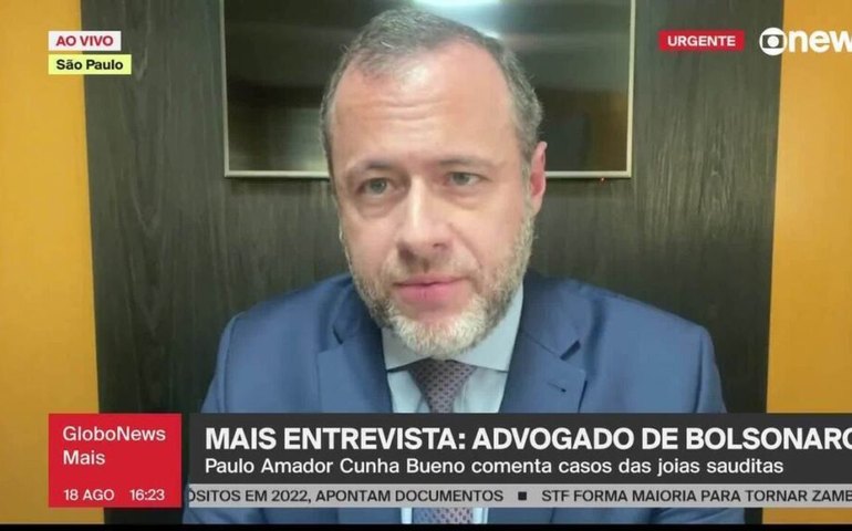 Advogado de Bolsonaro cita 'autonomia' de Cid e nega recebimento de dinheiro pela venda de relógio