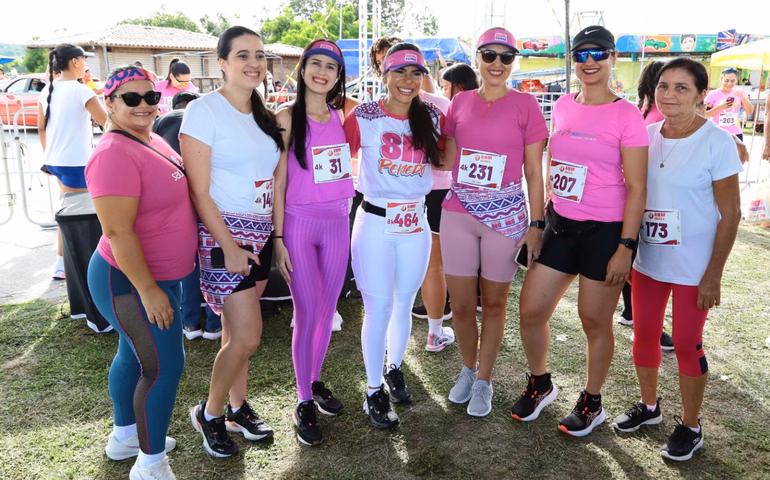 Prefeitura de Penedo homenageia mulheres com evento esportivo, show de prêmios e música ao vivo