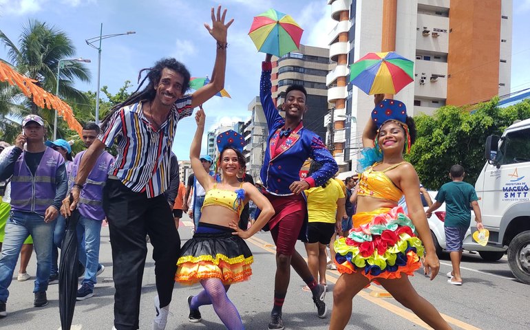 Instituto Lajense leva frevo às ruas de São José da Laje para reviver antigos carnavais de rua