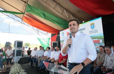 Alexandre Ayres solicita a duplicação da AL-215, em Marechal, e tem pedido atendido pelo governador