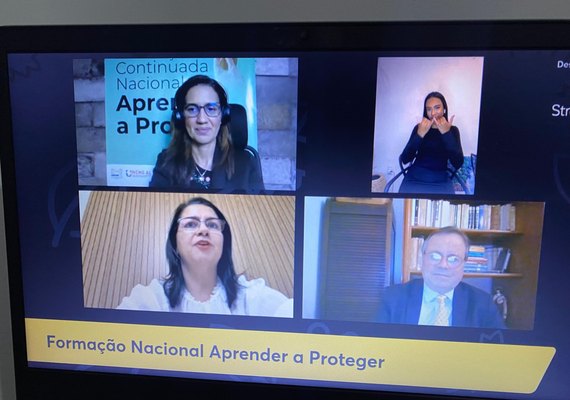 Secretária Roseane Vasconcelos participa de aula inaugural da formação Aprender a Proteger