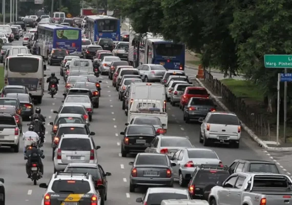 Programa de benefícios para bons motoristas cadastra parceiros