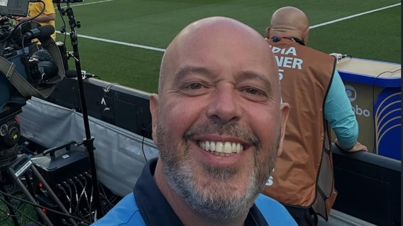 Alex Escobar se emociona com mensagens de carinho após mal-estar ao vivo
