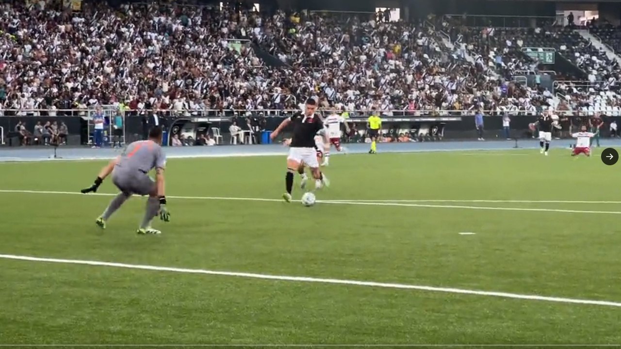 Em clássico eletrizante, Vasco 
é mais efetivo que o Fluminense e leva a melhor pelo Brasileiro