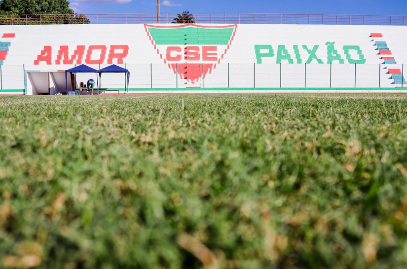 Prefeitura de Palmeira iniciará primeiros testes da nova iluminação do Estádio Municipal