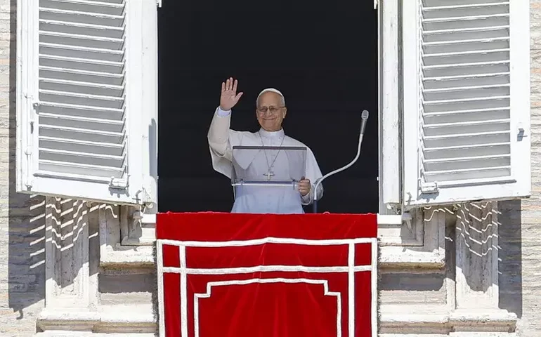Papa Leão XIV pede que 'pandemia de armas' seja 'interrompida'