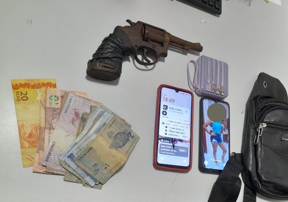 PM prende homem suspeito de assalto a van na Durval de Góes Monteiro