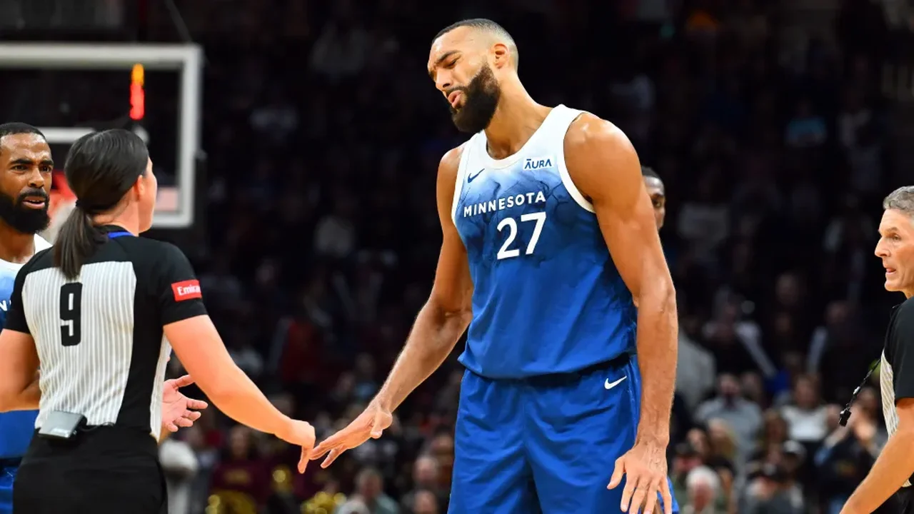 'Sabe o valor de oito pontos?': Timberwolves questionam legalidade dos tocos de Wembanyama; entenda a regra