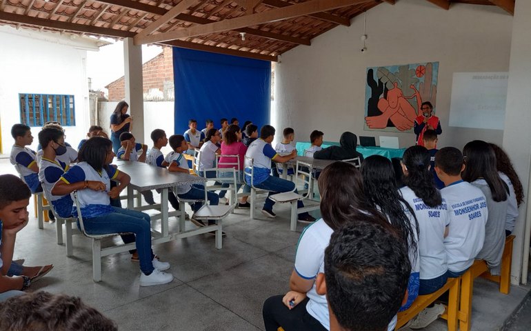 Agreste Saneamento realiza palestra sobre consumo consciente em Arapiraca