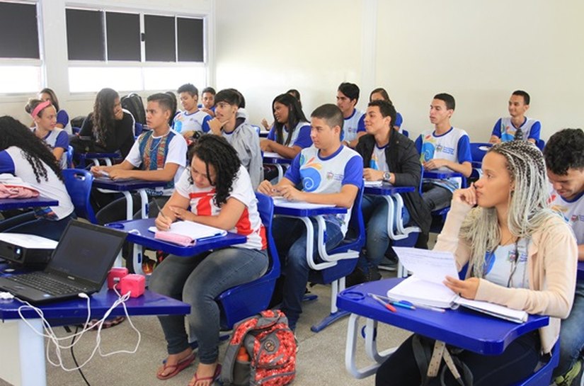 Seduc anuncia repasse de R$ 5,9 milhões para escolas estaduais