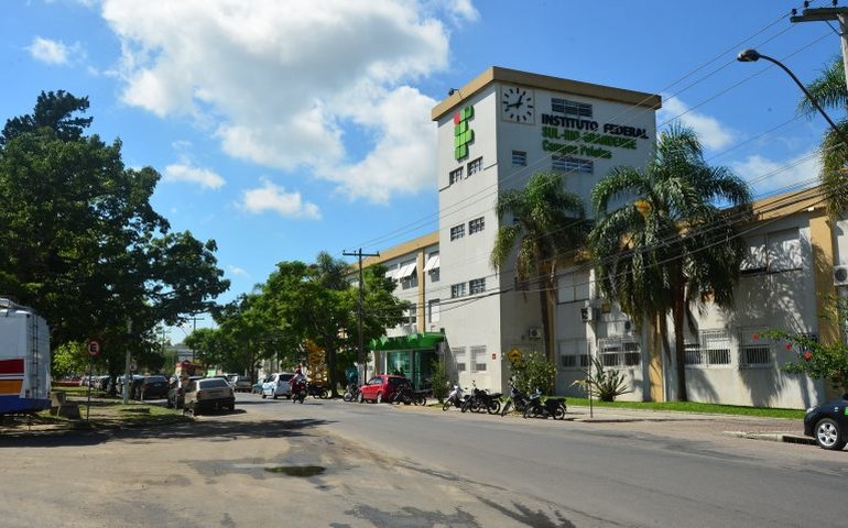 Comissão debate alimentação escolar nos institutos federais