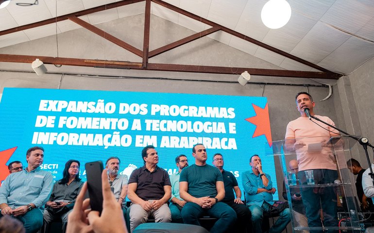 Governador Paulo Dantas inaugura 11° Laboratório do OxeTech, em Arapiraca
