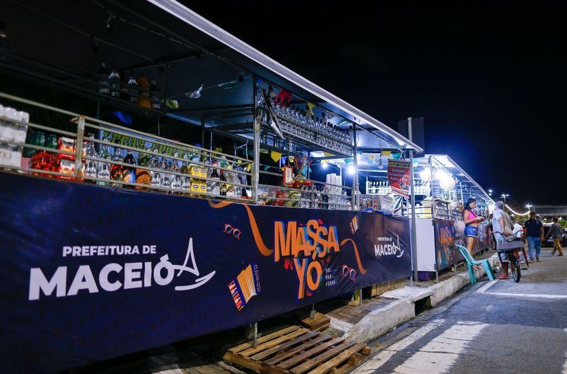 Ambulantes celebram renda extra durante o São João Massayó 2025