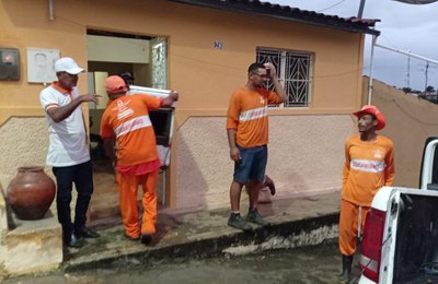 Prefeitura de Palmeira inicia remoção das famílias que moram em áreas de risco