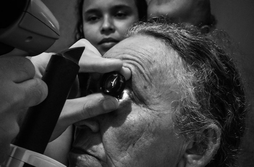 Olhar da Gente promove triagens de cirurgias de catarata em Mar Vermelho