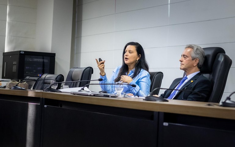 Governador em exercício conhece projetos de tecnologia e inovação conduzidos pela Secti