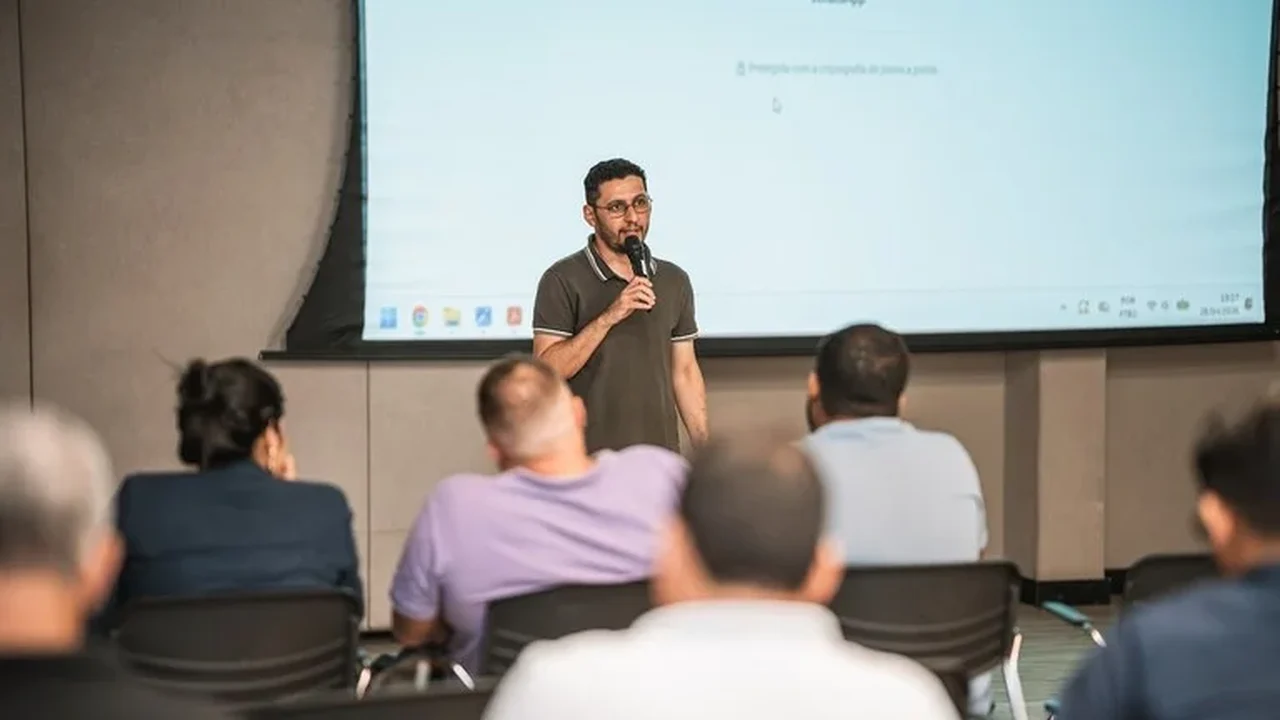Sebrae aproxima MEIs do setor público e amplia oportunidades com a Ufal