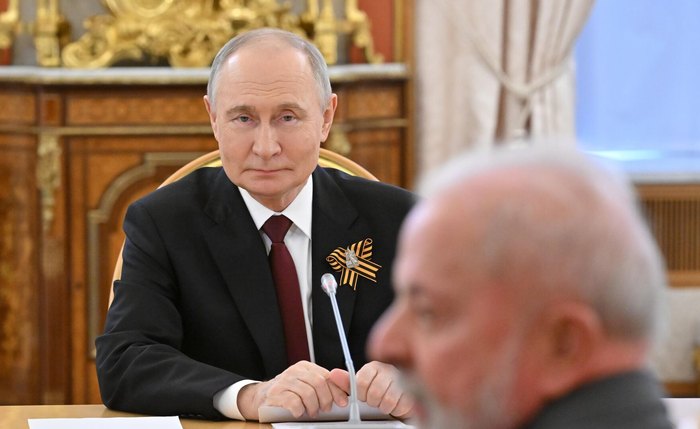 'A política precisa mudar o debate': Lula vê com otimismo negociação de paz entre Putin e Zelensky