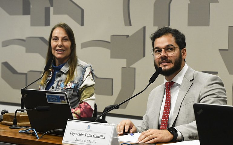 Comissão sobre migrações e refugiados aprova plano de trabalho