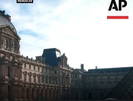 'Missão Impossível' no Louvre: Christophe Leribault assume museu em crise após roubo de joias e fraude milionária