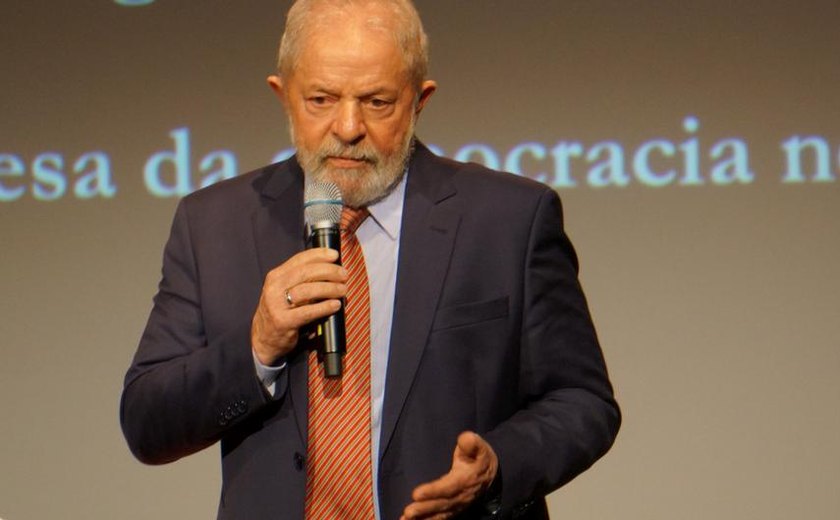 &#8220;Bolsonaro ganhou as eleições e temos que amargar&#8221;, diz Lula em Berlim