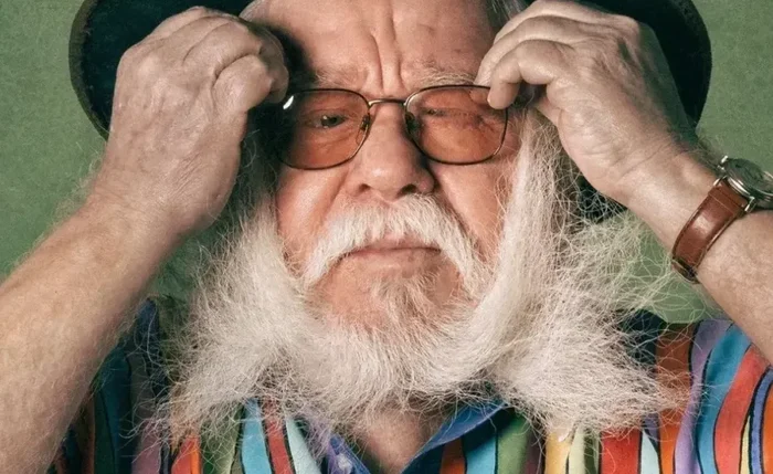 Banda Nave Mãe e plateia prestaram homenagem a Hermeto Pascoal em Belo Horizonte