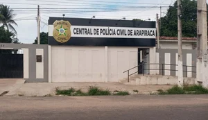 Após o crime, a vítima procurou ajuda e a polícia localizou o suspeito em casa, nas proximidades.  / Foto: Reprodução 