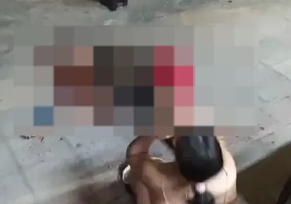 Homem é executado com 14 tiros em frente a supermercado no Benedito Bentes