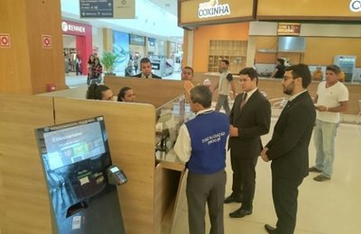 Procon começa a fiscalizar cumprimento de lei em estacionamentos privados de Maceió