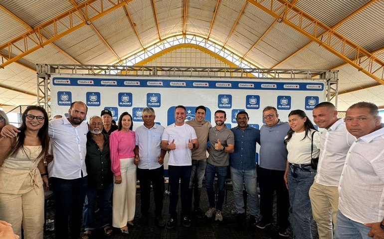 Com governador e prefeita, Fabinho Monteiro participa de inauguração do programa Pró-Estrada em Monteirópolis