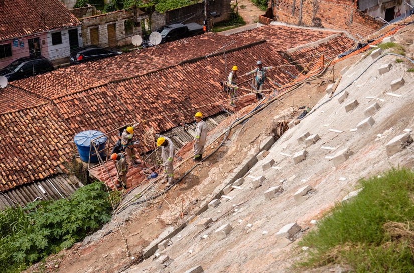 Prefeitura de Maceió investe R$ 315 milhões na proteção de encostas
