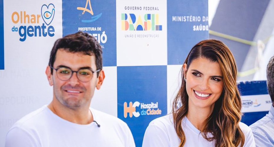 Ao lado do prefeito André, Marina Cândia leva 200 cirurgias de catarata para a população de Mar Vermelho