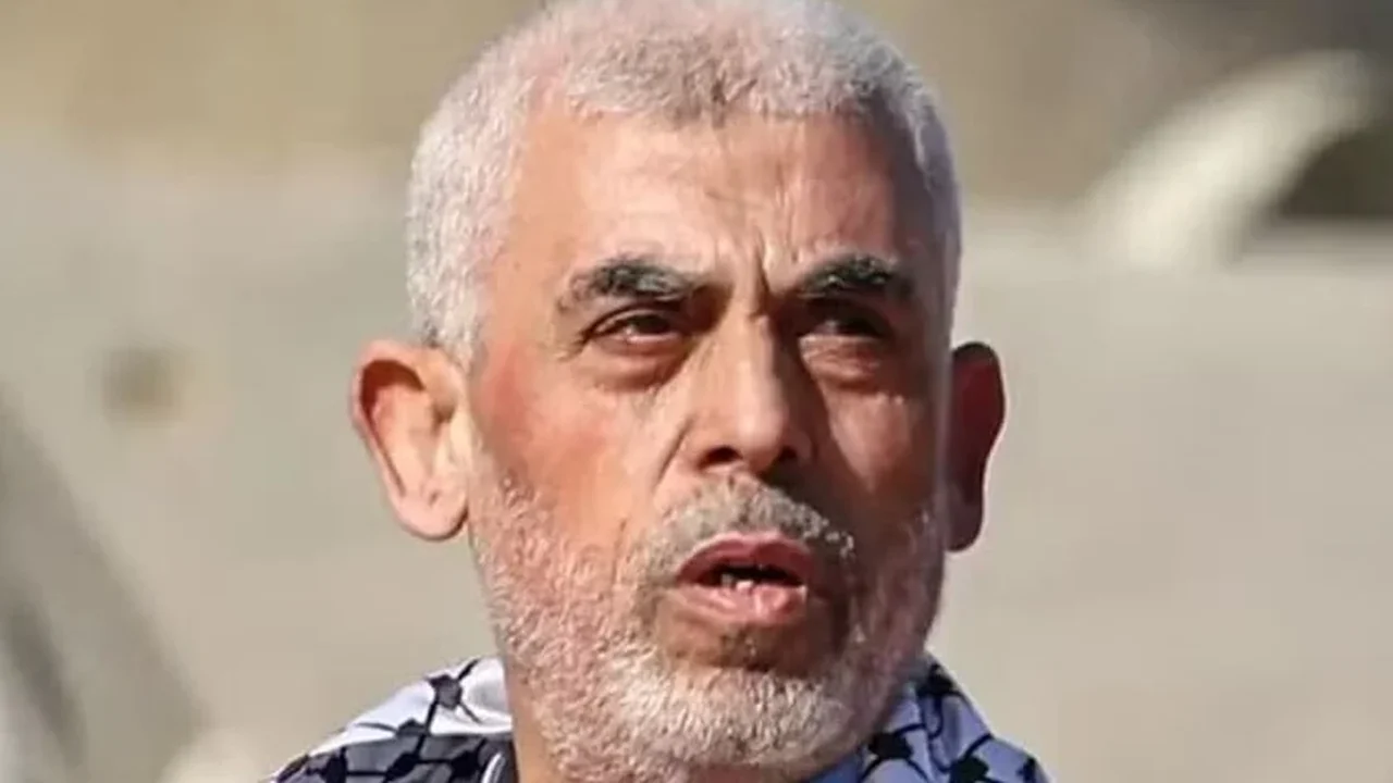 Israel divulga vídeo do que diz ser Yahya Sinwar pouco antes de ser morto em Gaza
