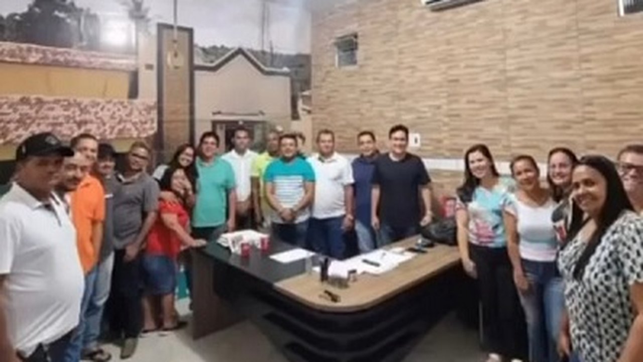Prefeito Jorge Galvão implanta piso salarial dos agentes de saúde e de endemias em Jundiá