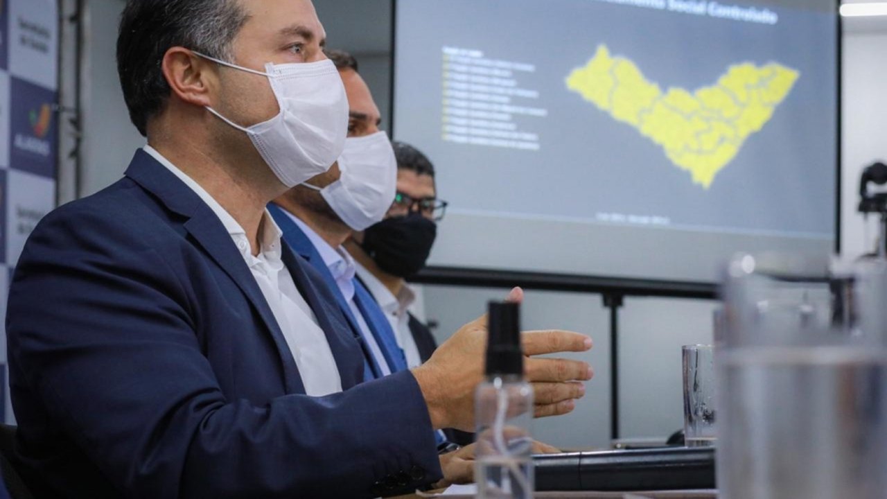 Alagoas volta à Fase Amarela, suspende eventos e altera horário de estabelecimentos