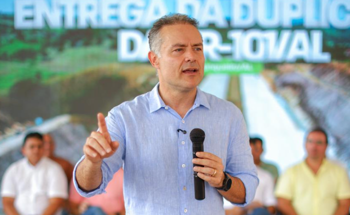 O ministro dos Transportes, Renan Filho (MDB), alcançou a marca de 10 mil quilômetros de rodovias federais concedidas à iniciativa privada desde o início do terceiro mandato do presidente Lula