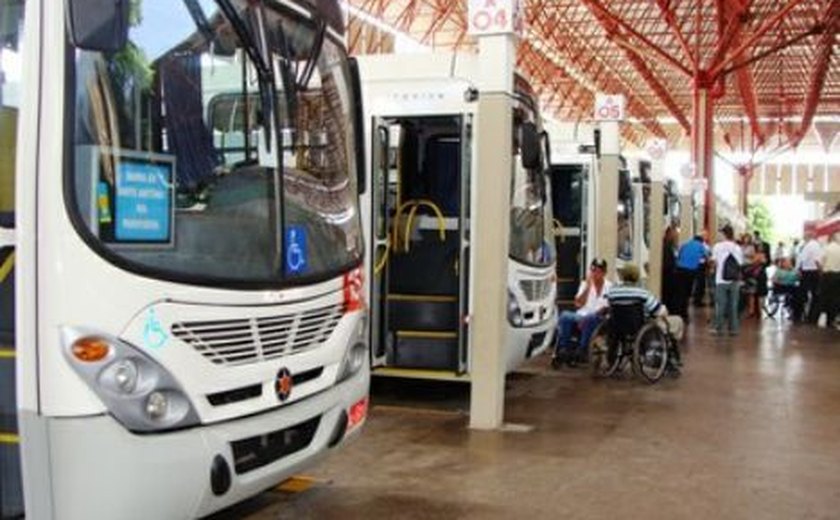 Ônibus do Sine realiza mais de 150 atendimentos no município de Batalha