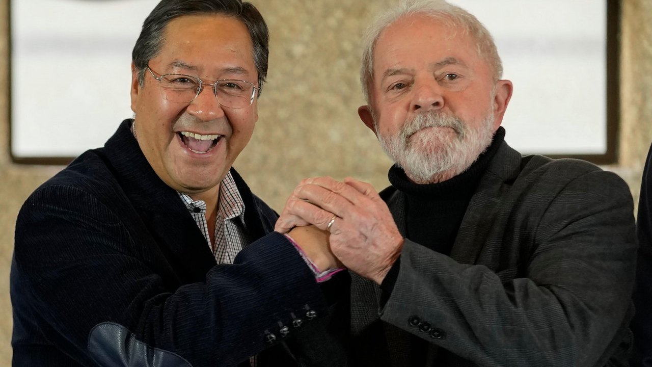 Lula se compromete a acelerar integração da Bolívia ao Mercosul caso seja eleito