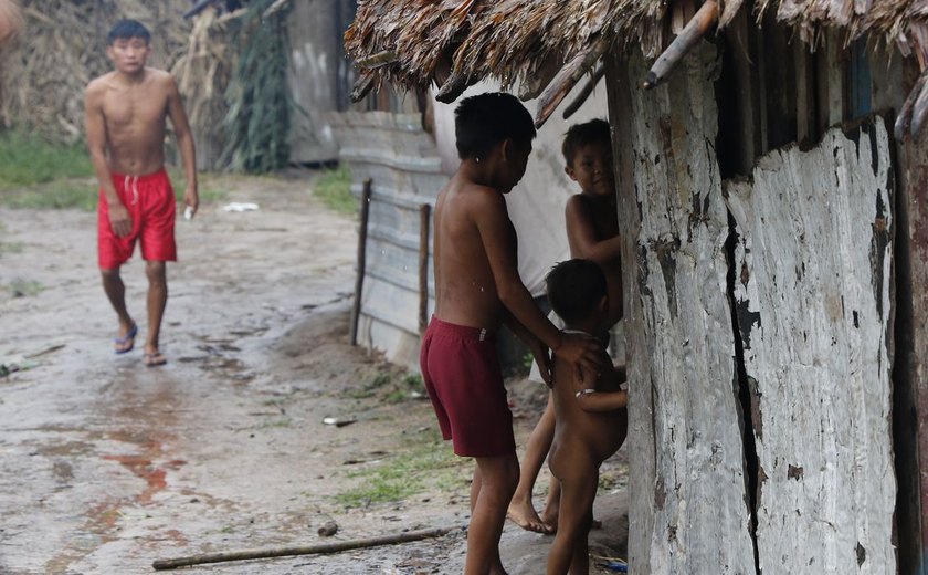 Analfabetismo atinge um em cada cinco residentes de terras indígenas