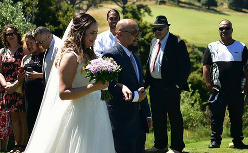 Noiva neozelandesa morre poucas horas depois de se casar