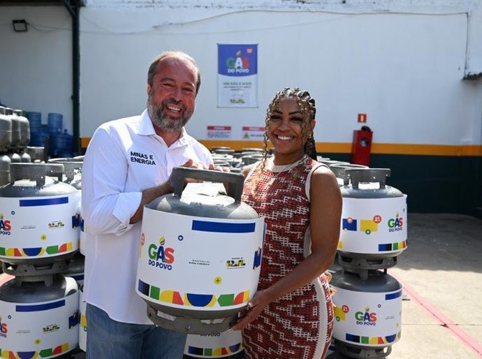 Gás do Povo: Governo do Brasil inicia recarga gratuita de botijão para 1 milhão de famílias nesta segunda (24)