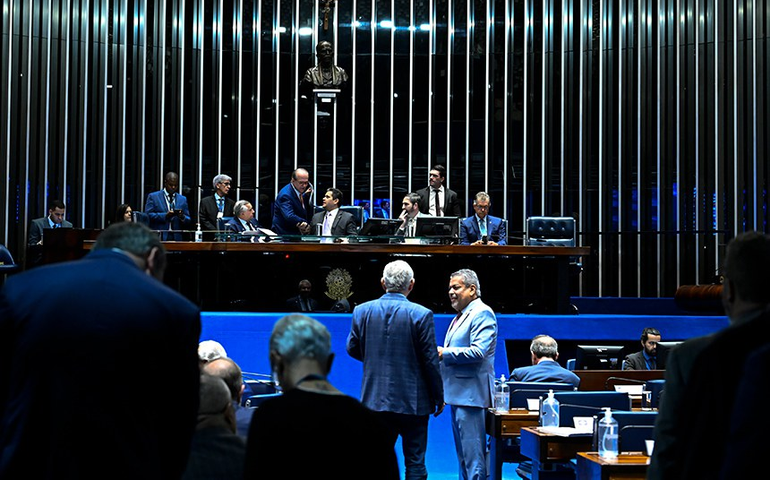 Senado ratifica acordo de assistência jurídica mútua entre Brasil e Emirados Árabes Unidos