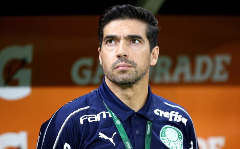 Abel Ferreira fala em ‘ambição grande’ e promete Palmeiras ‘top’ no jogo de volta