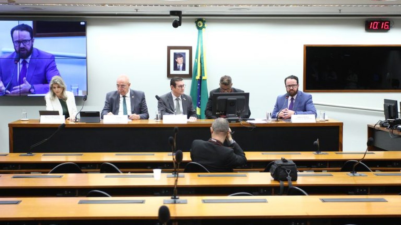 Ministério da Fazenda destaca cooperação entre órgãos no combate à lavagem de dinheiro em fintechs