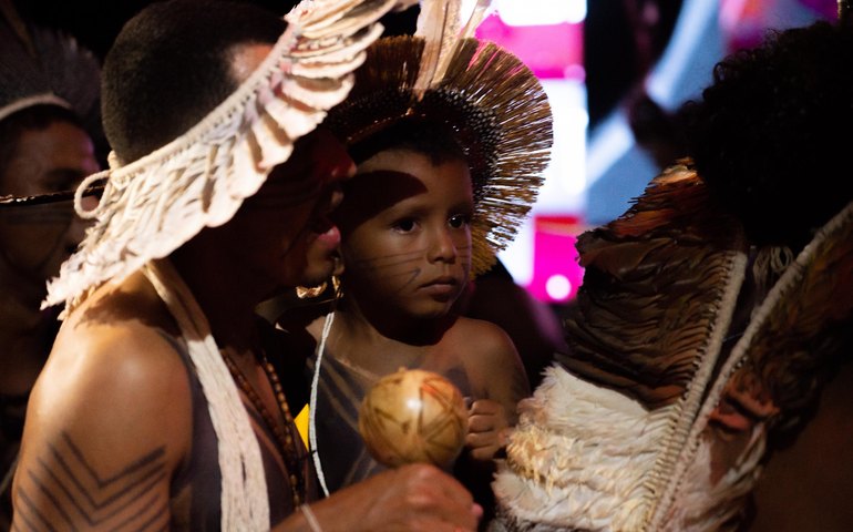 Biblioteca Pública  promove Exposição Ecoando Vozes Ancestrais: Resistência e Resiliência nas Artes Indígenas