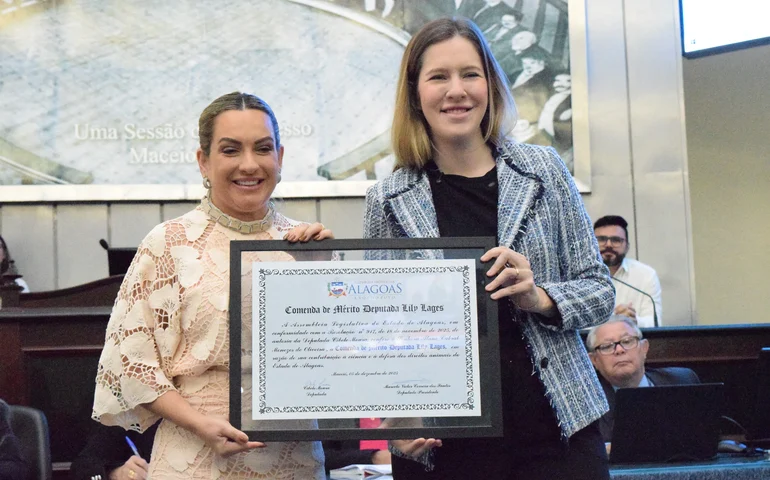 Parlamento alagoano concede comenda Lily Lages à primeira-dama de União dos Palmares